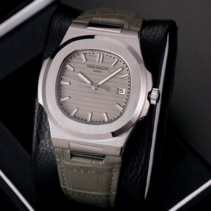 Patek Philippe Watch 215